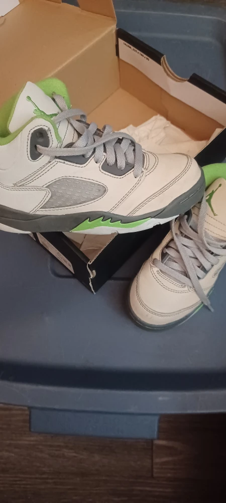 Jordan 5 Retro White/Green Youth Size 11C