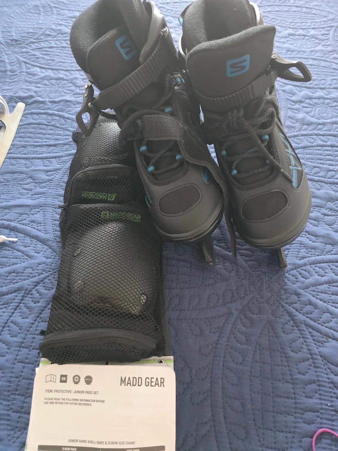 ICE SKATING SHOES FOR MEN  size 8 image indicator(6)