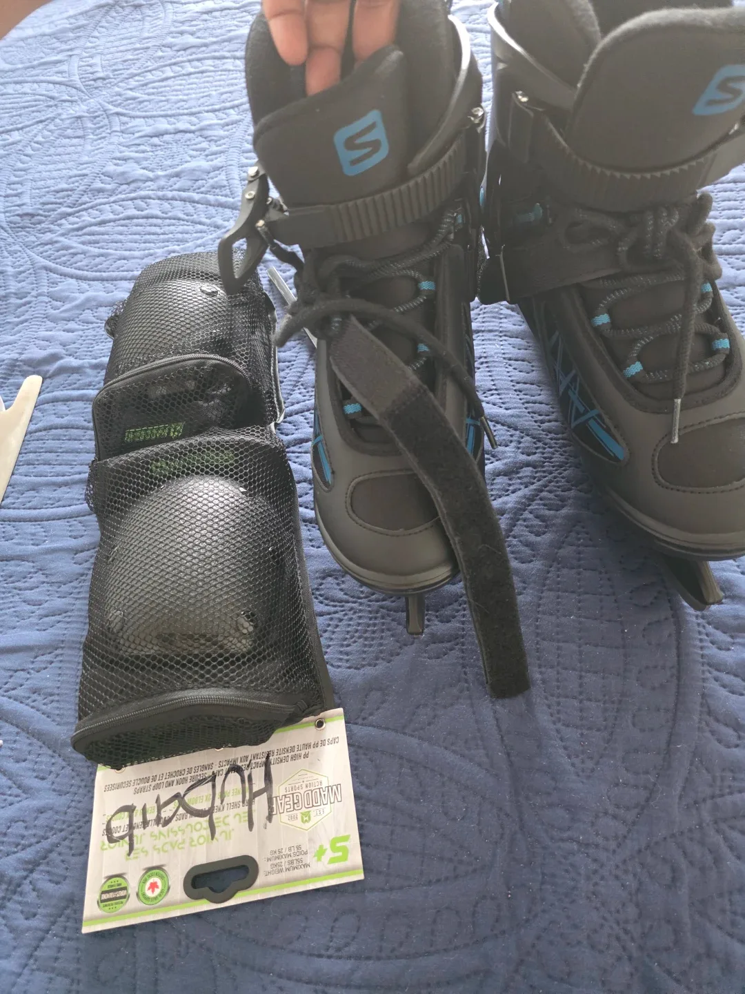 ICE SKATING SHOES FOR MEN  size 8 image indicator(7)