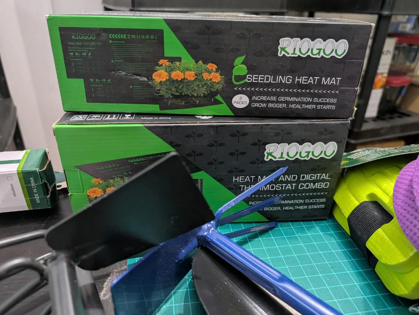 Gardening Tools Lot - Soil Tester, Auger Bit, Heat Mat & More image indicator(2)