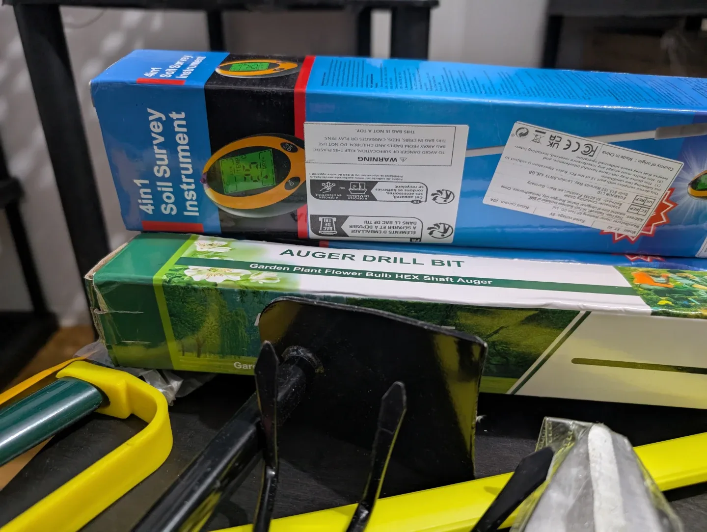 Gardening Tools Lot - Soil Tester, Auger Bit, Heat Mat & More image indicator(3)