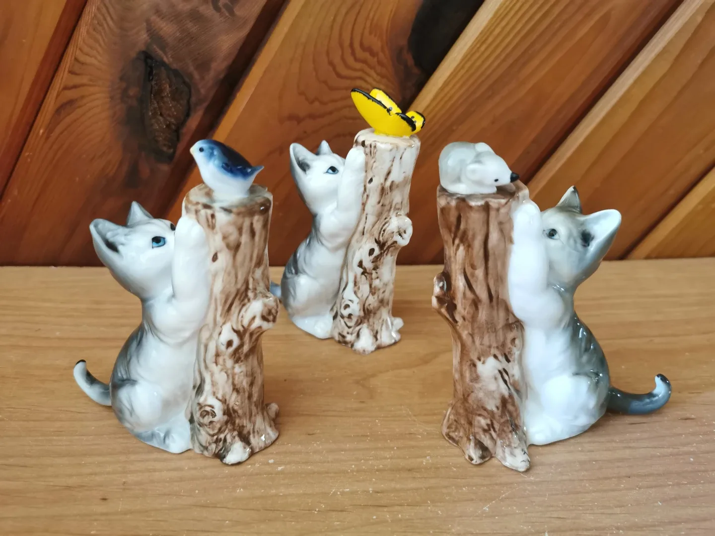Vintage Set of 3 Bone China Cats Decor image indicator(3)