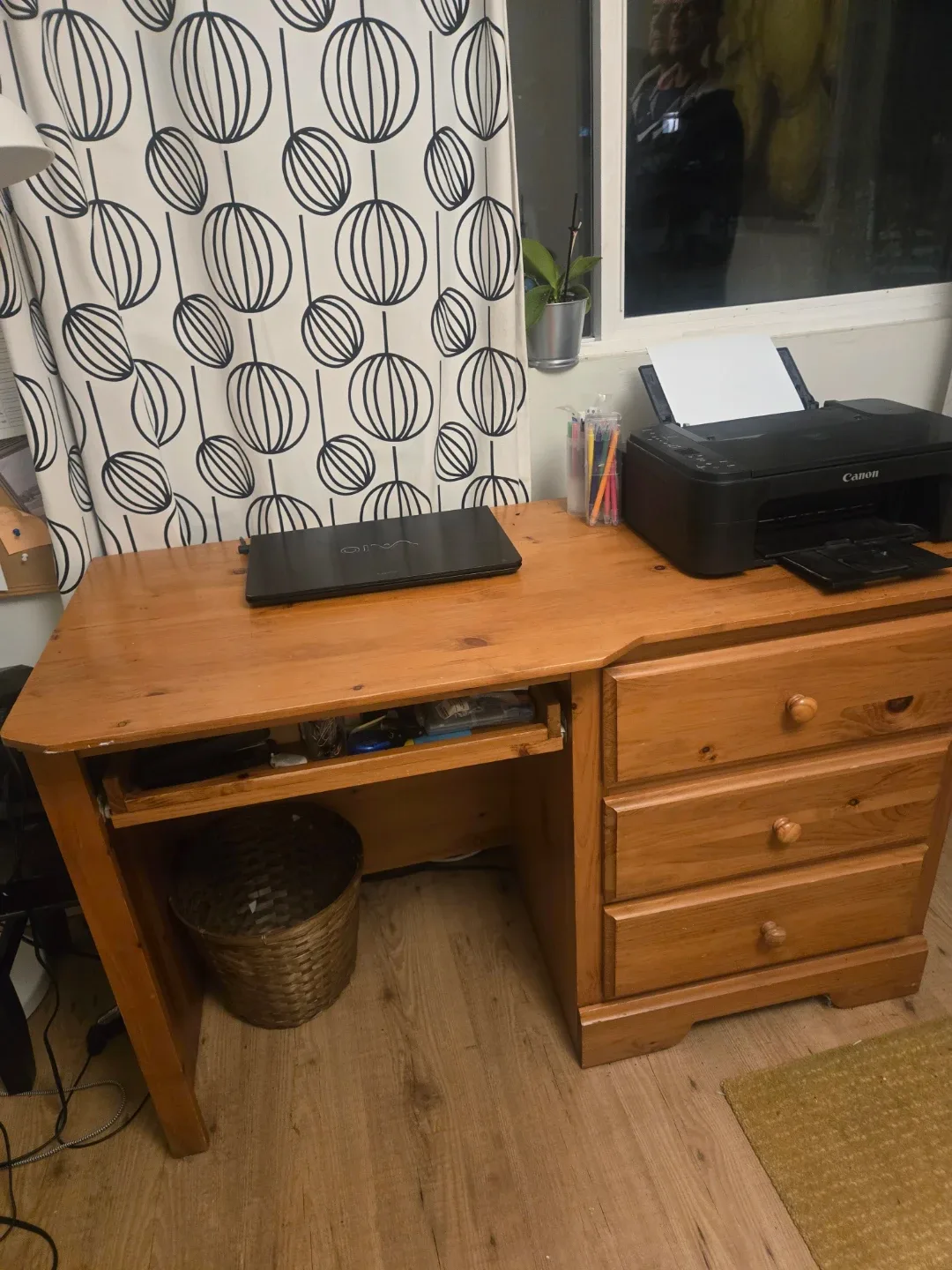Wooden Desk with Drawers image indicator(2)