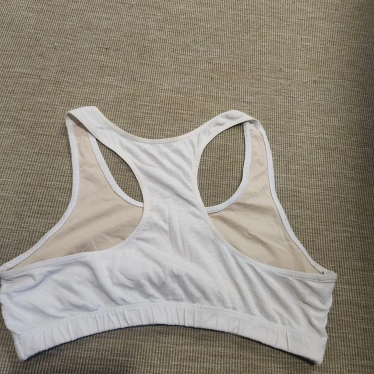 White Sports Bra image indicator(2)