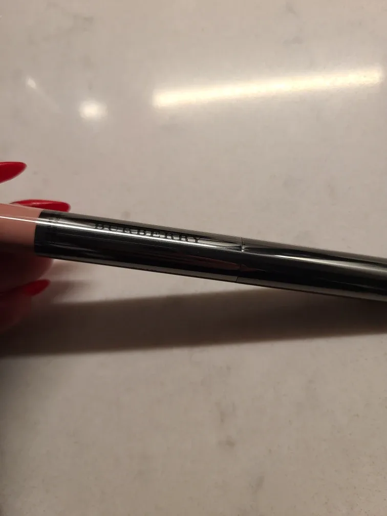 Burberry The Colour Lip Contour- Fair No. 01 image indicator(4)