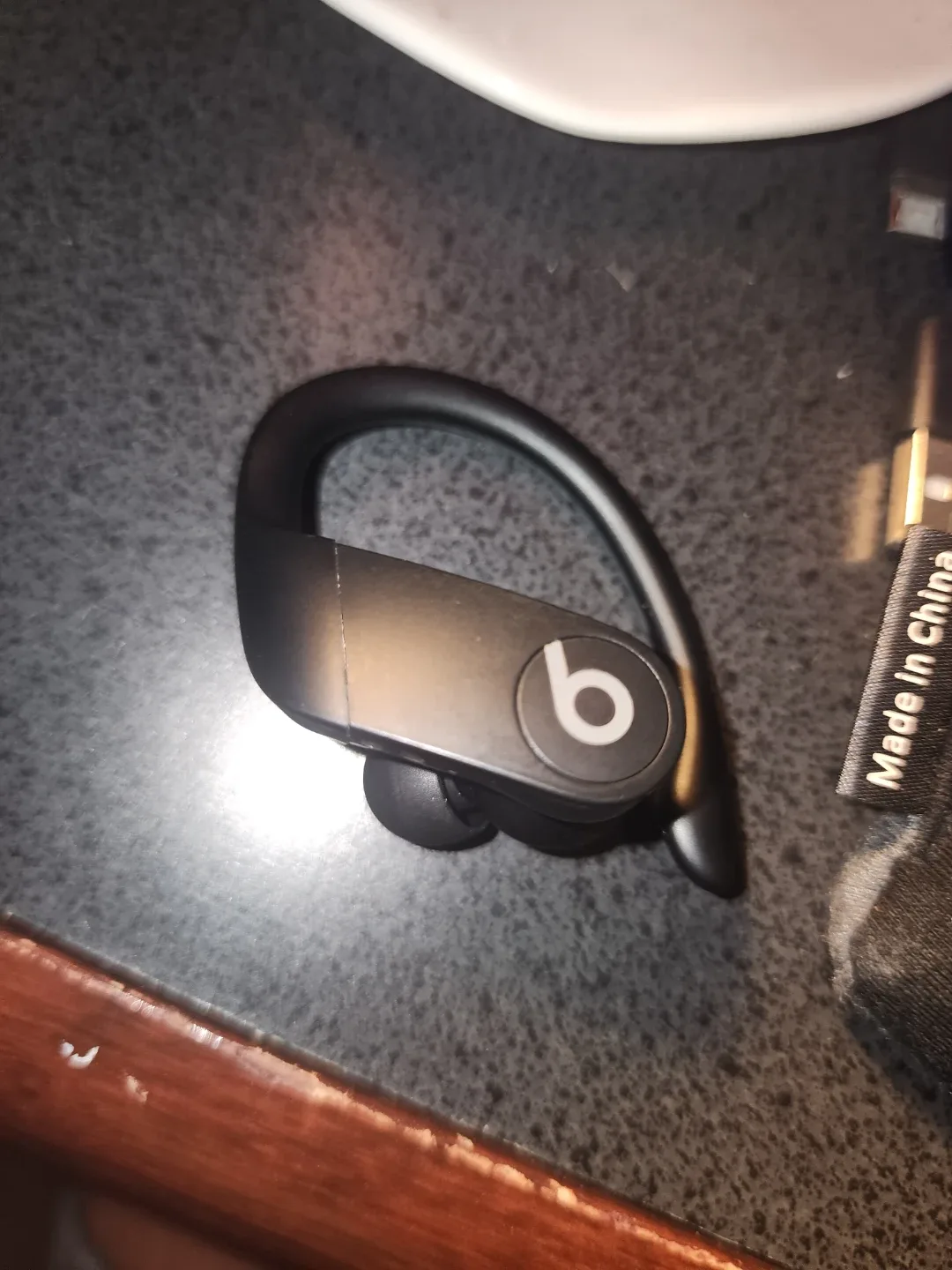 Powerbeats Pro Black Wireless Earphones image indicator(5)