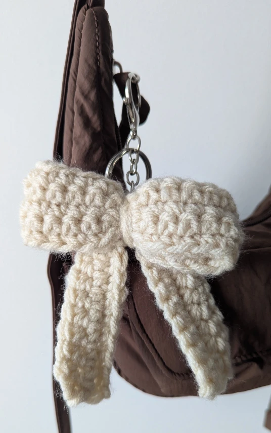 Handmade Crocheted Bow Keychain - photo 3