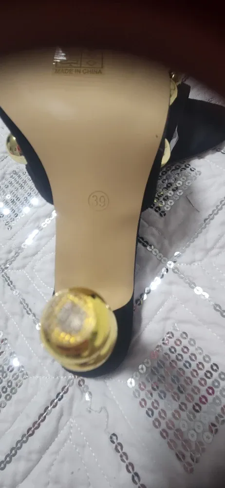 Black Heels - Size 39 image indicator(3)