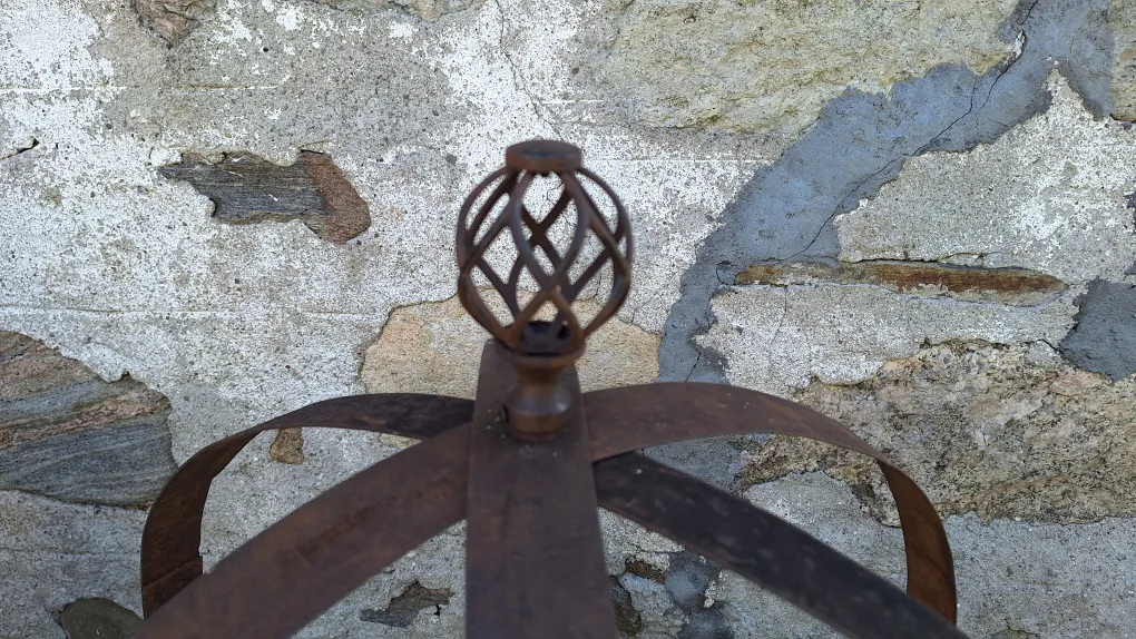 Metal Garden Sphere Decor image indicator(8)