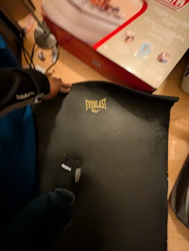 Everlast Black Yoga Mat