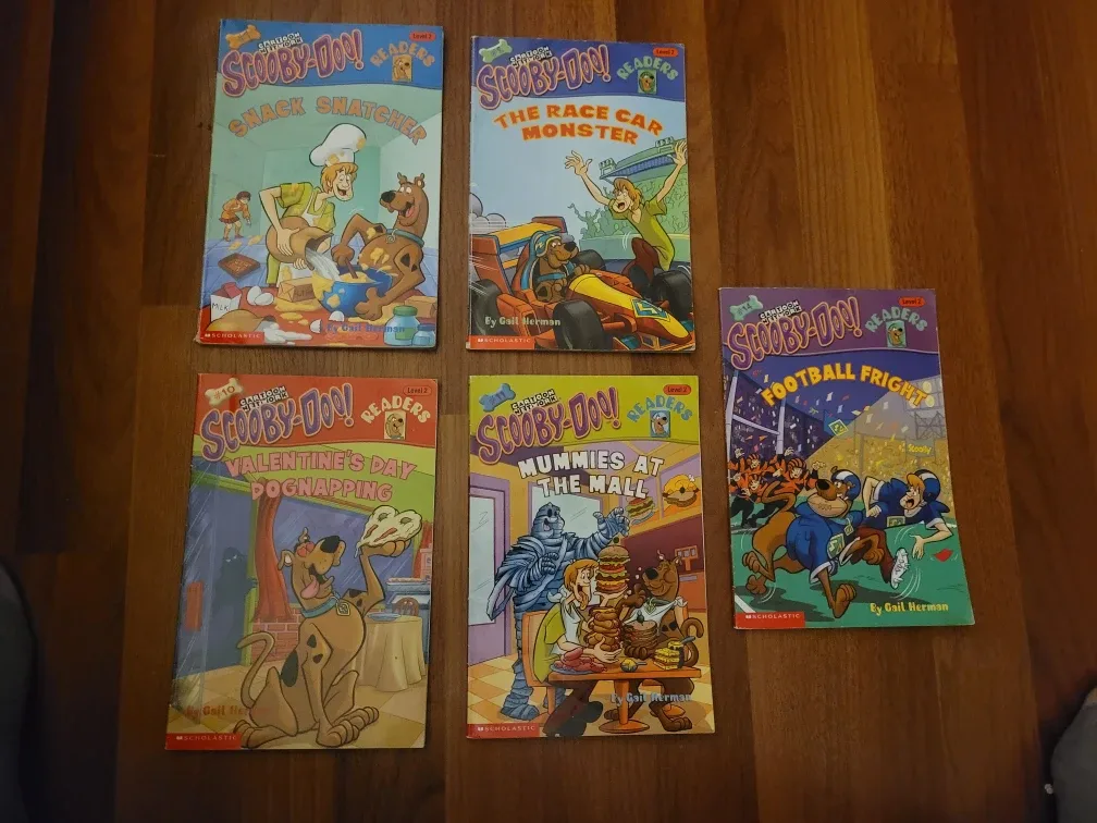 Scooby-Doo! Readers Level 2 Book Set (5)