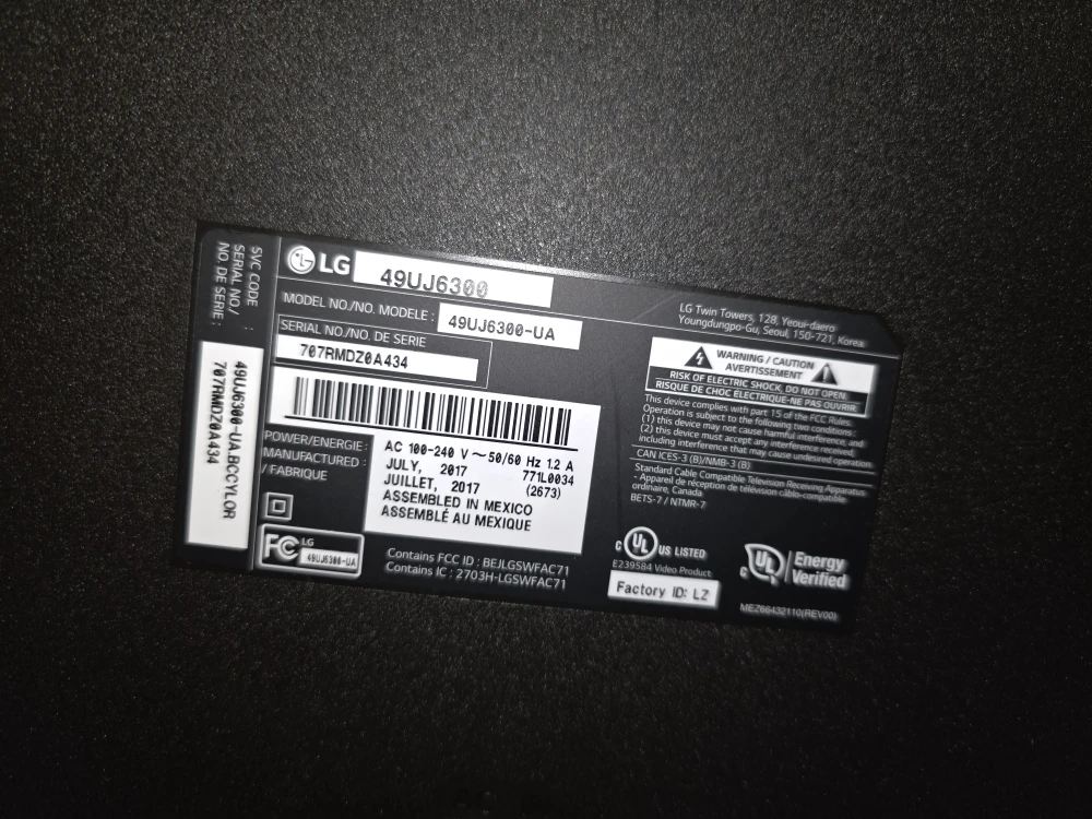Lg 49 inch tv 49uj6300 - photo 2