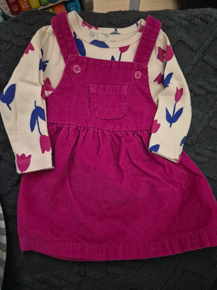 Infant 9 month dress carter