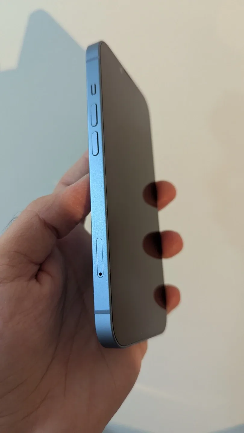 iPhone 14 - 128GB - Blue - 92% 🔋 image indicator(7)