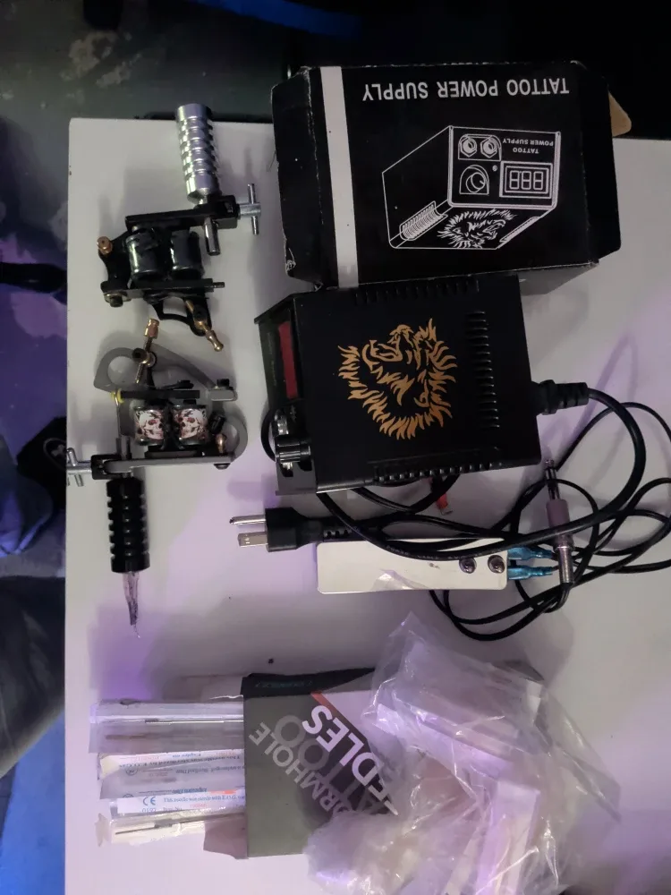 2 Tattoo Machines plus power supply with peddle image indicator(6)