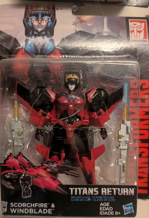 Transformers Generations Titans Return '16: Windblade Scorchfire