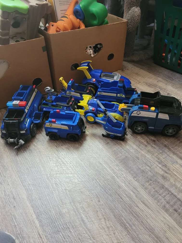 Paw Patrol Toy Vehicles Lot image indicator(6)