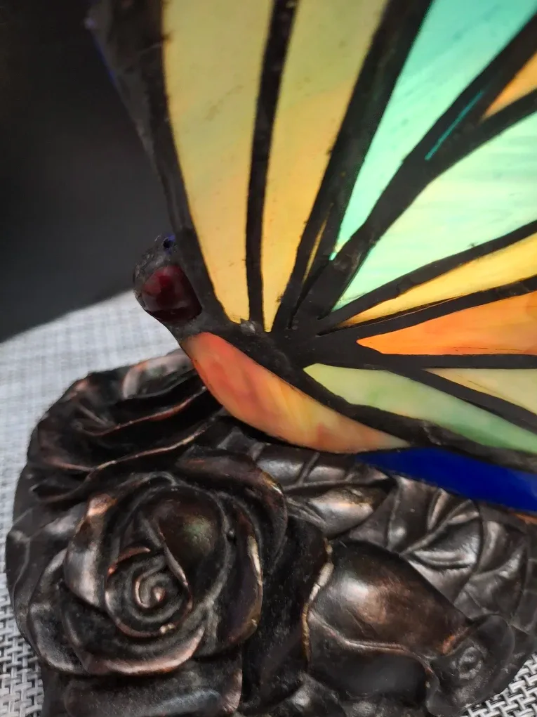 Butterfly Stained Glass Table Lamp image indicator(4)