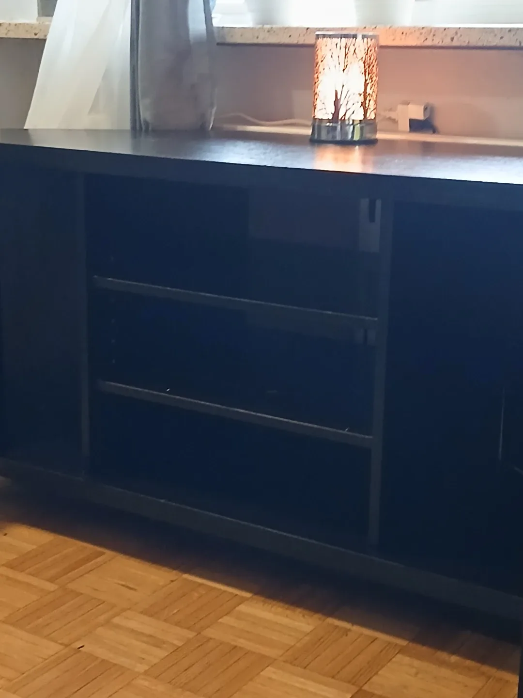 FREE TV Console image indicator(4)