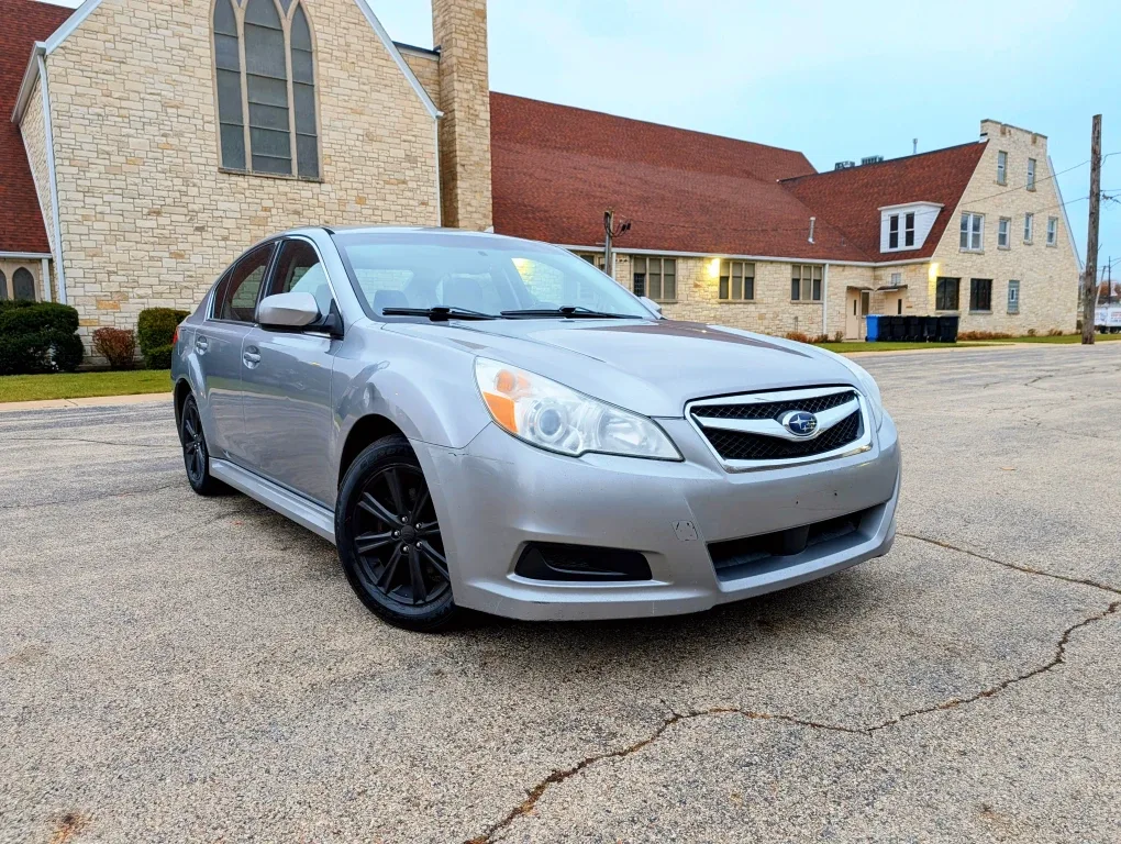 2011 Subaru Legacy AWD image indicator(3)