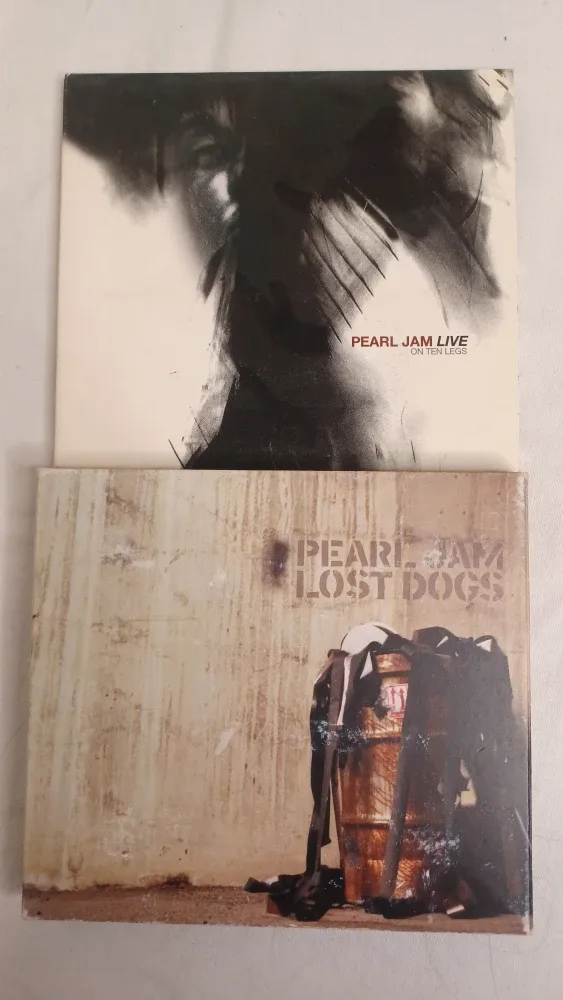 Pearl Jam & Bruce Springsteen CDs image indicator(6)