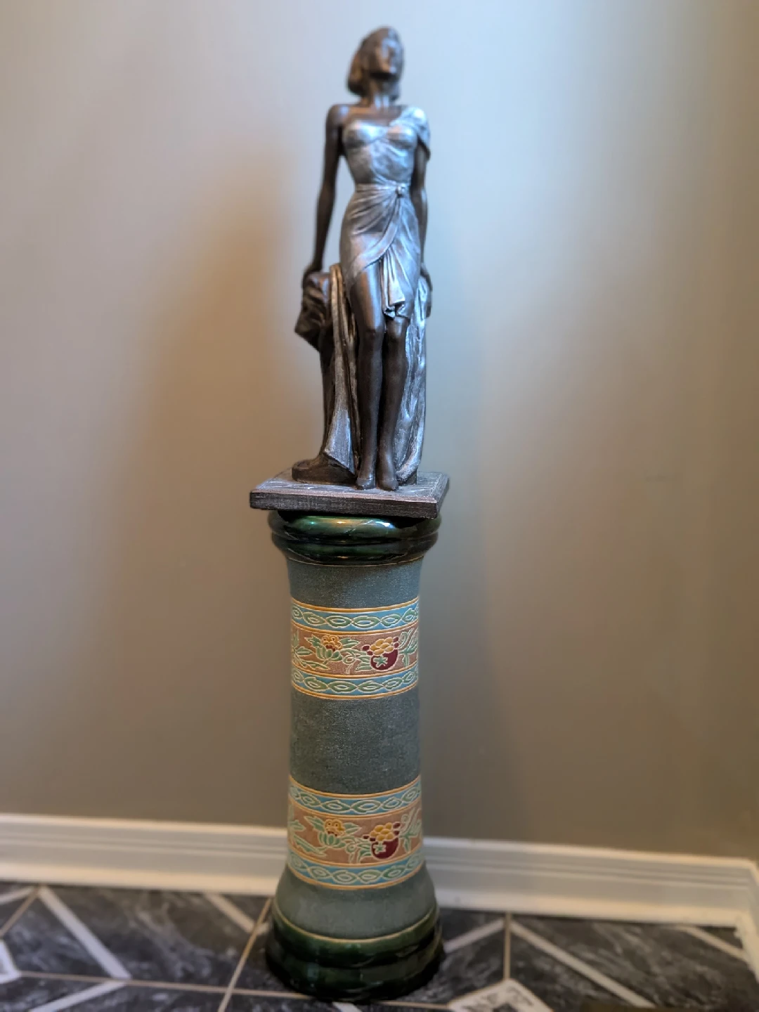 Art Deco Style Lady Statue on Decorative Pedestal - photo 3