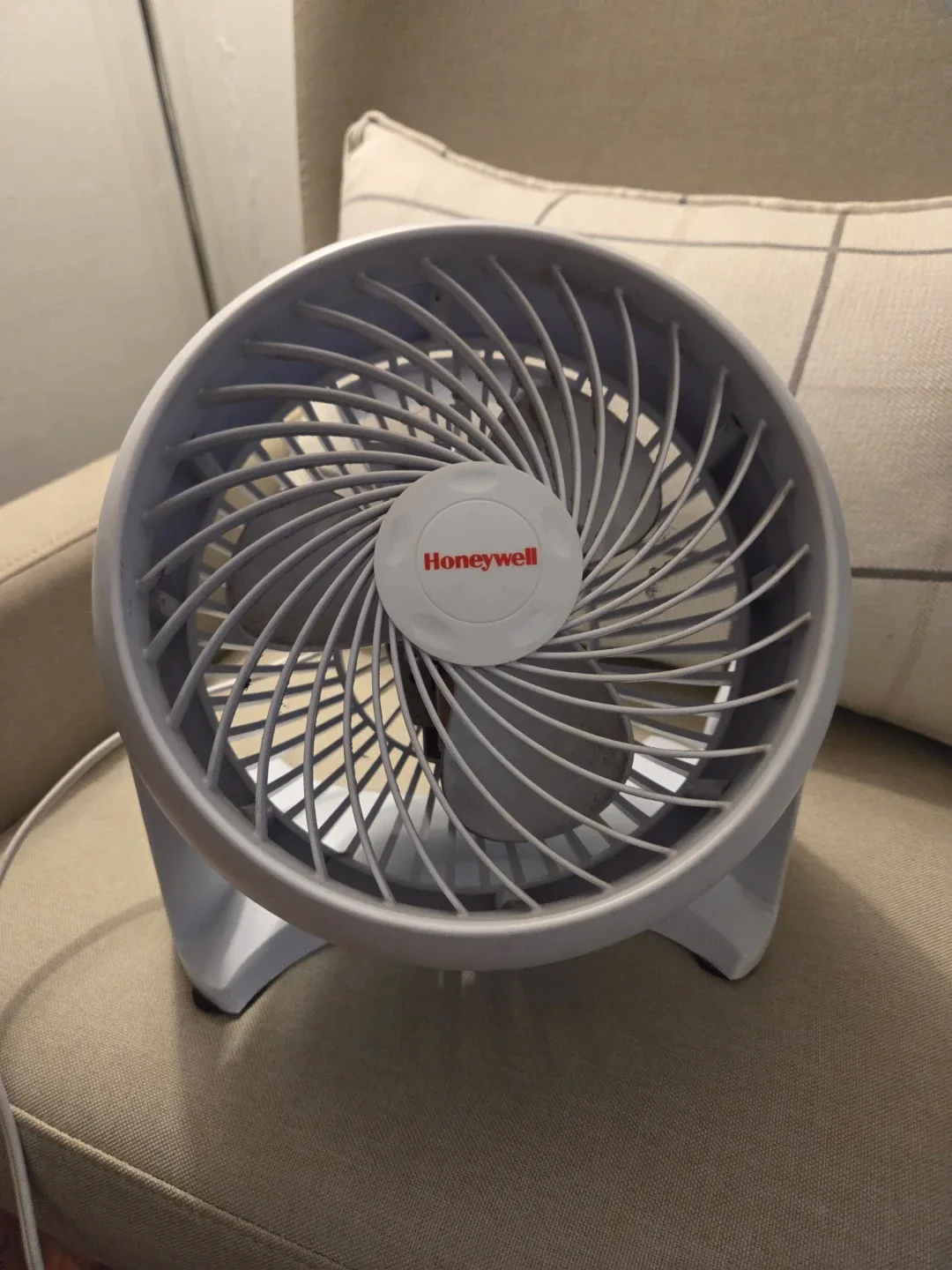 Honeywell Tabletop Fan 🥕 #thriftypick