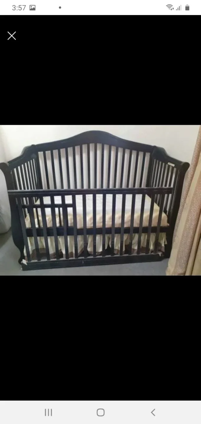 Convertible Baby Crib image indicator(3)