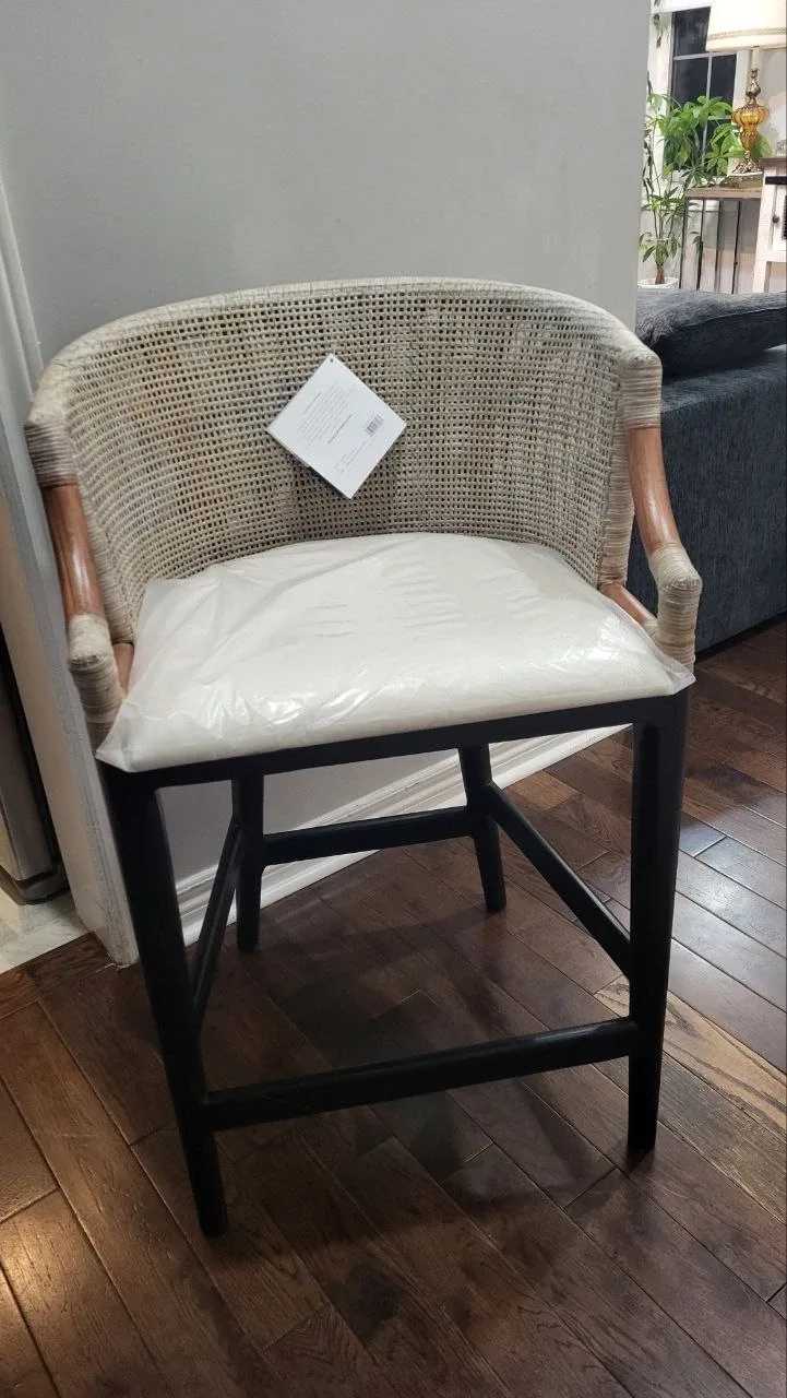 Wicker Bar Stool with Arms - New