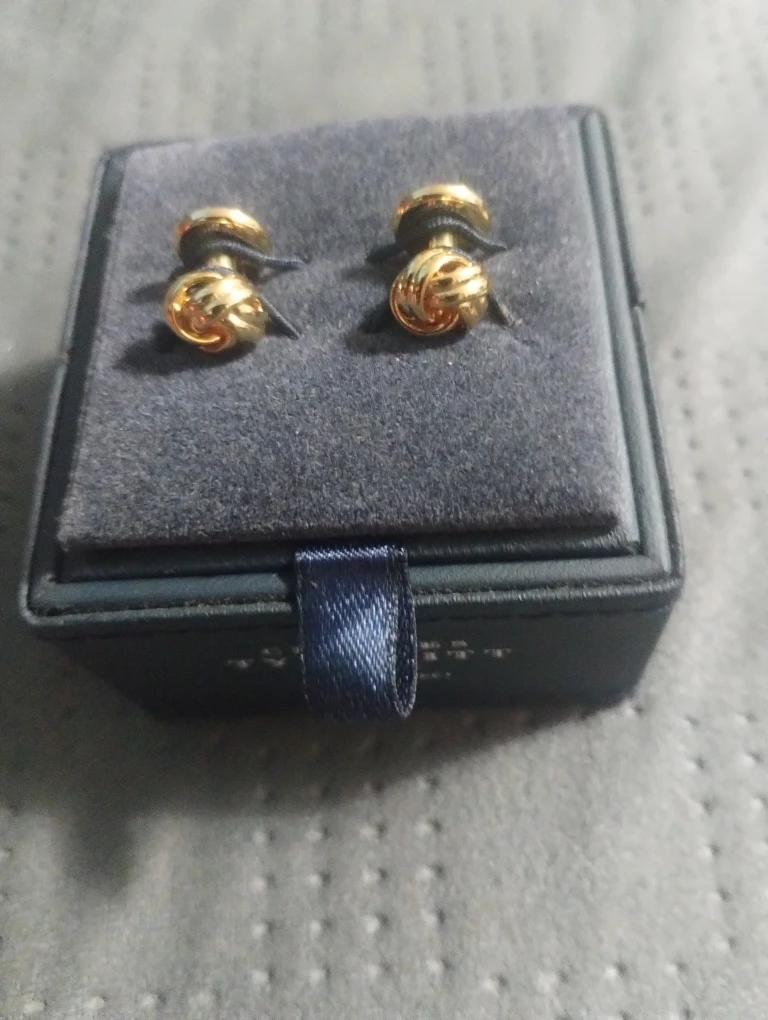 Charles Tyrwhitt Gold Knot Cufflinks - photo 3