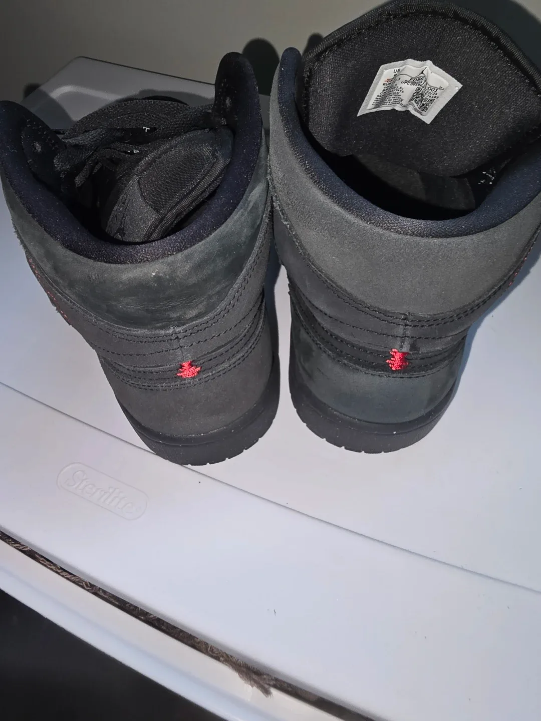 Air Jordan 1 Mid Black Size 9 image indicator(5)