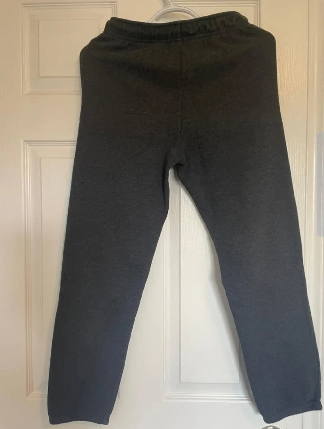 Boys sweatpants - Various brands & sizes image indicator(2)