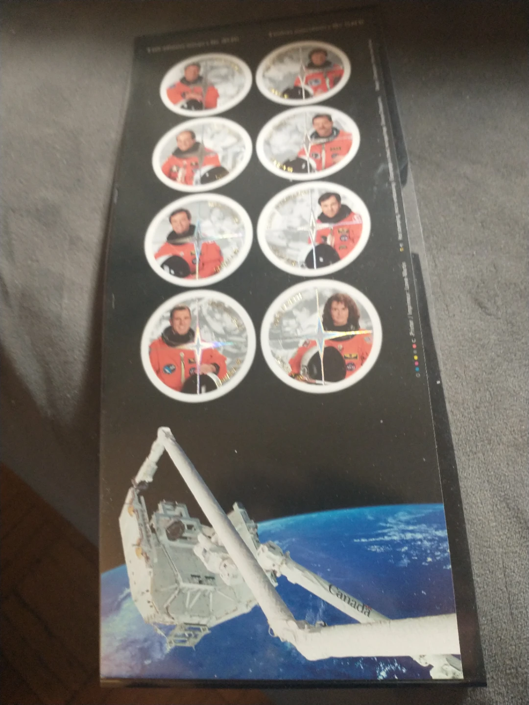 Lovely 2003 Canada 48 cent astronauts souvenir sheet - photo 2