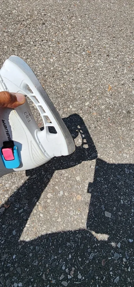 Bauer Youth Skates Size 8/9 image indicator(3)