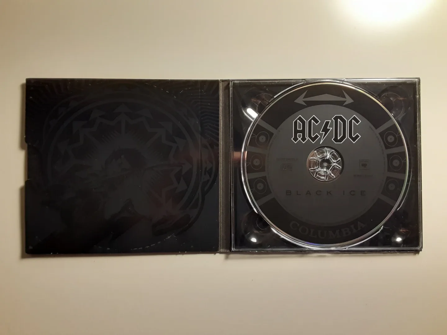 AC/DC - Black Ice | Digipak CD image indicator(2)