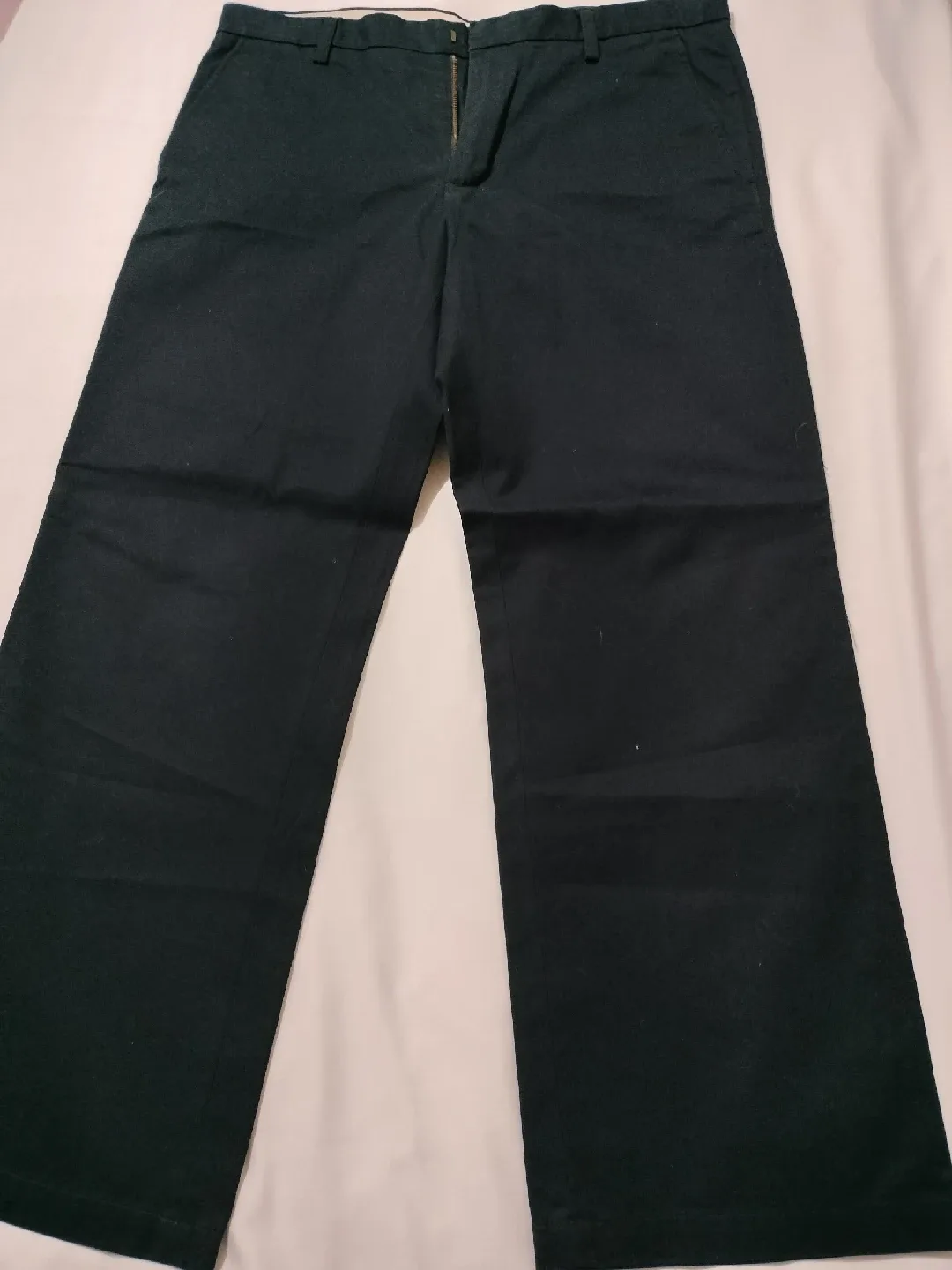 3 pair of Banana Republic Chinos image indicator(3)