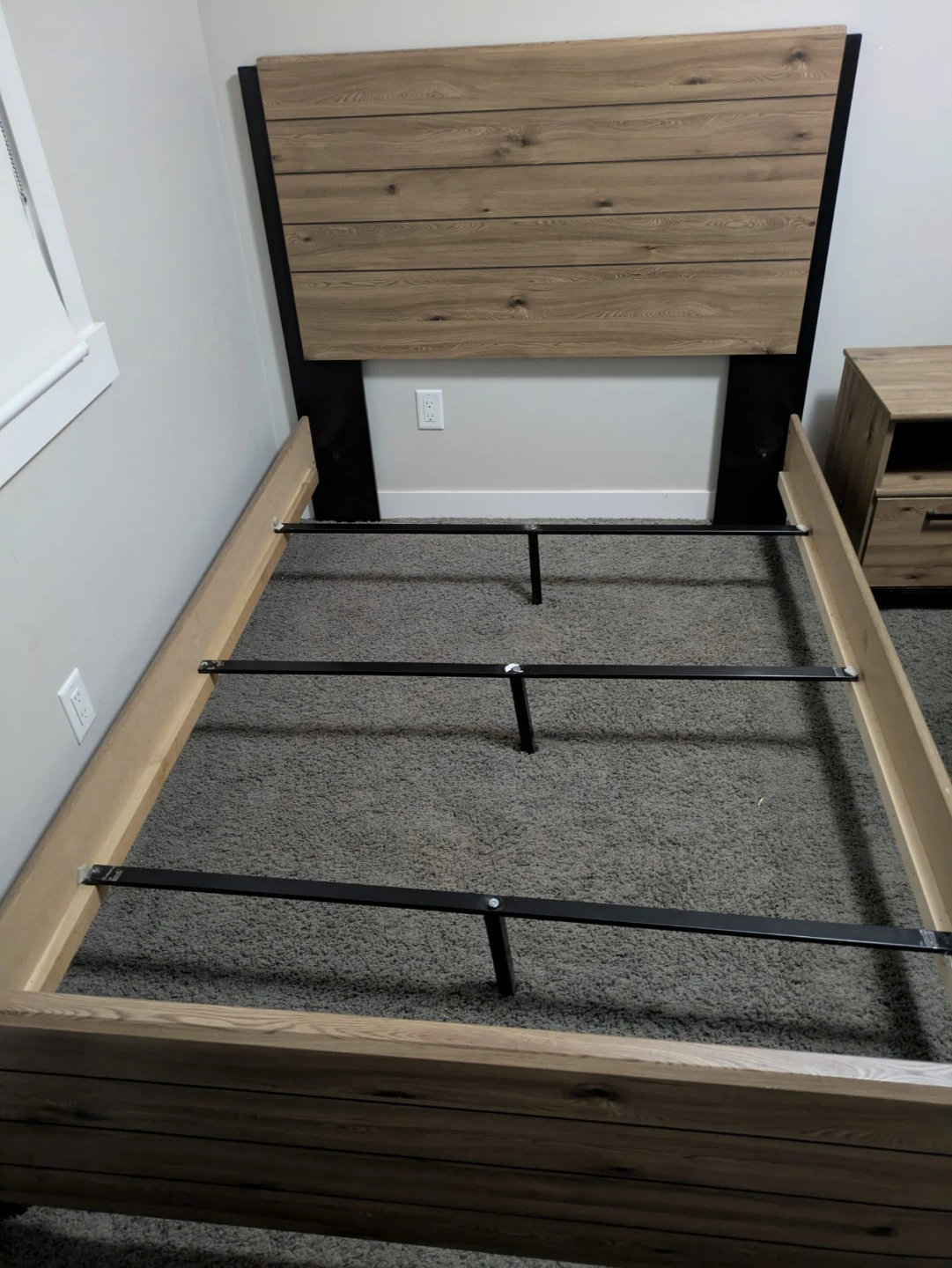 Full Panel bedframe and Nightstand (2 - photo 4