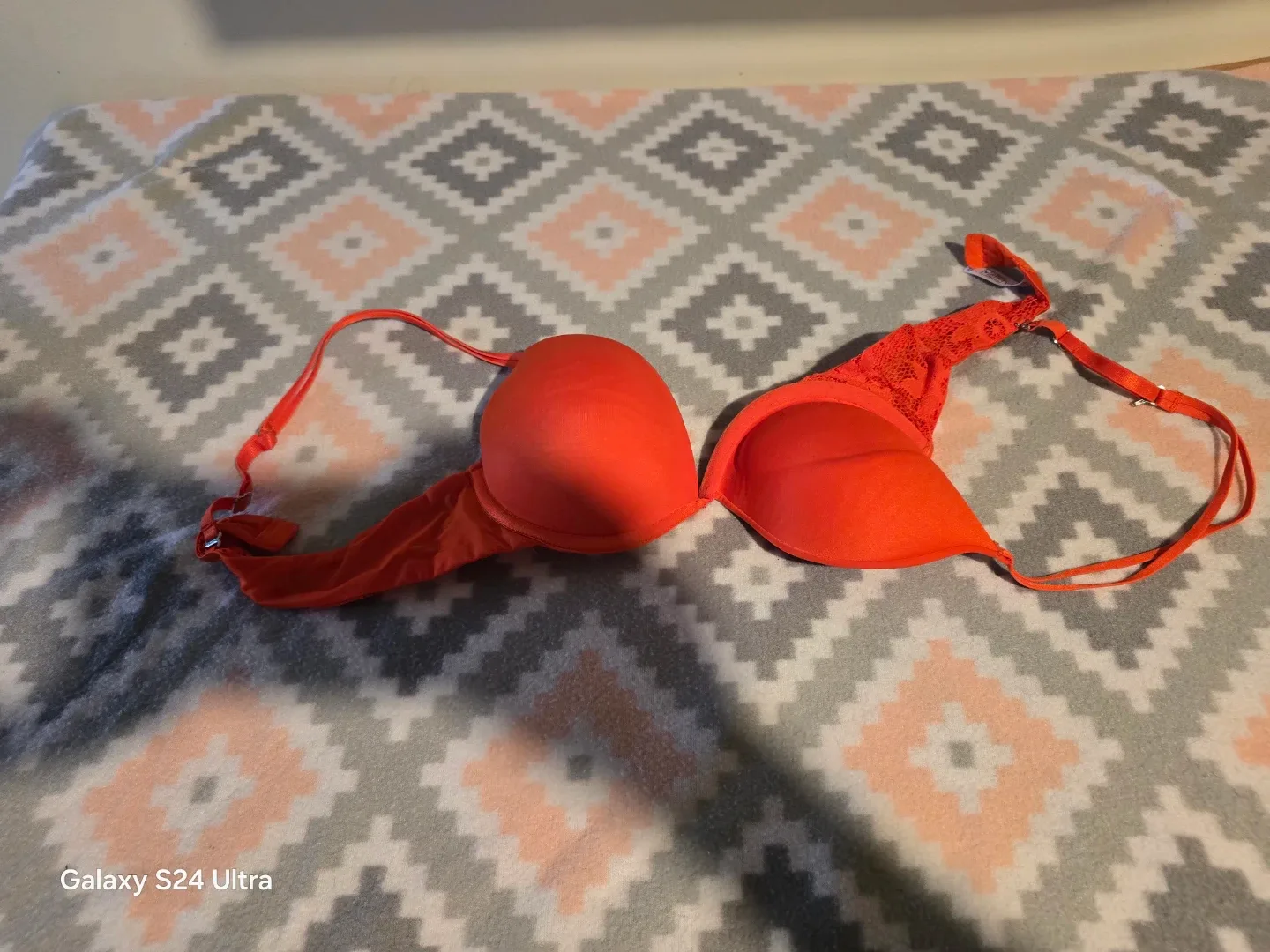 La Senza Orange Bra - Size 36A image indicator(2)