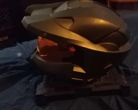 Master Chief Halo 3 helmet replica image indicator(2)