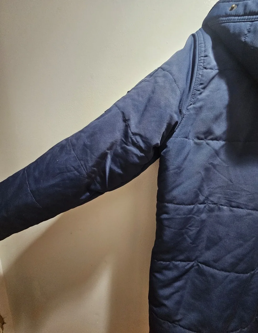 Hollister men coat image indicator(6)