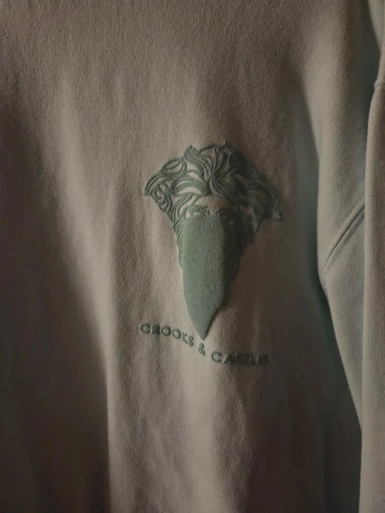 Crooks and castles crewneck sweaters image indicator(2)