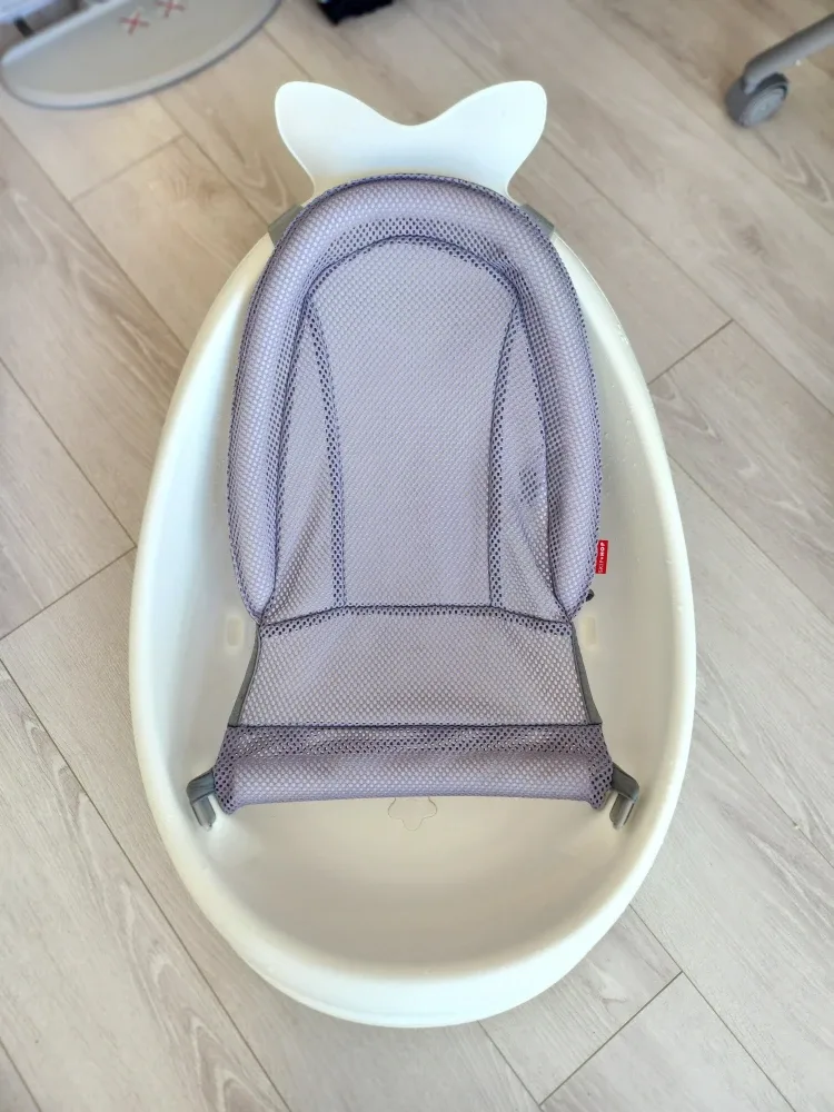 Skip Hop Baby Bath Tub with Sling