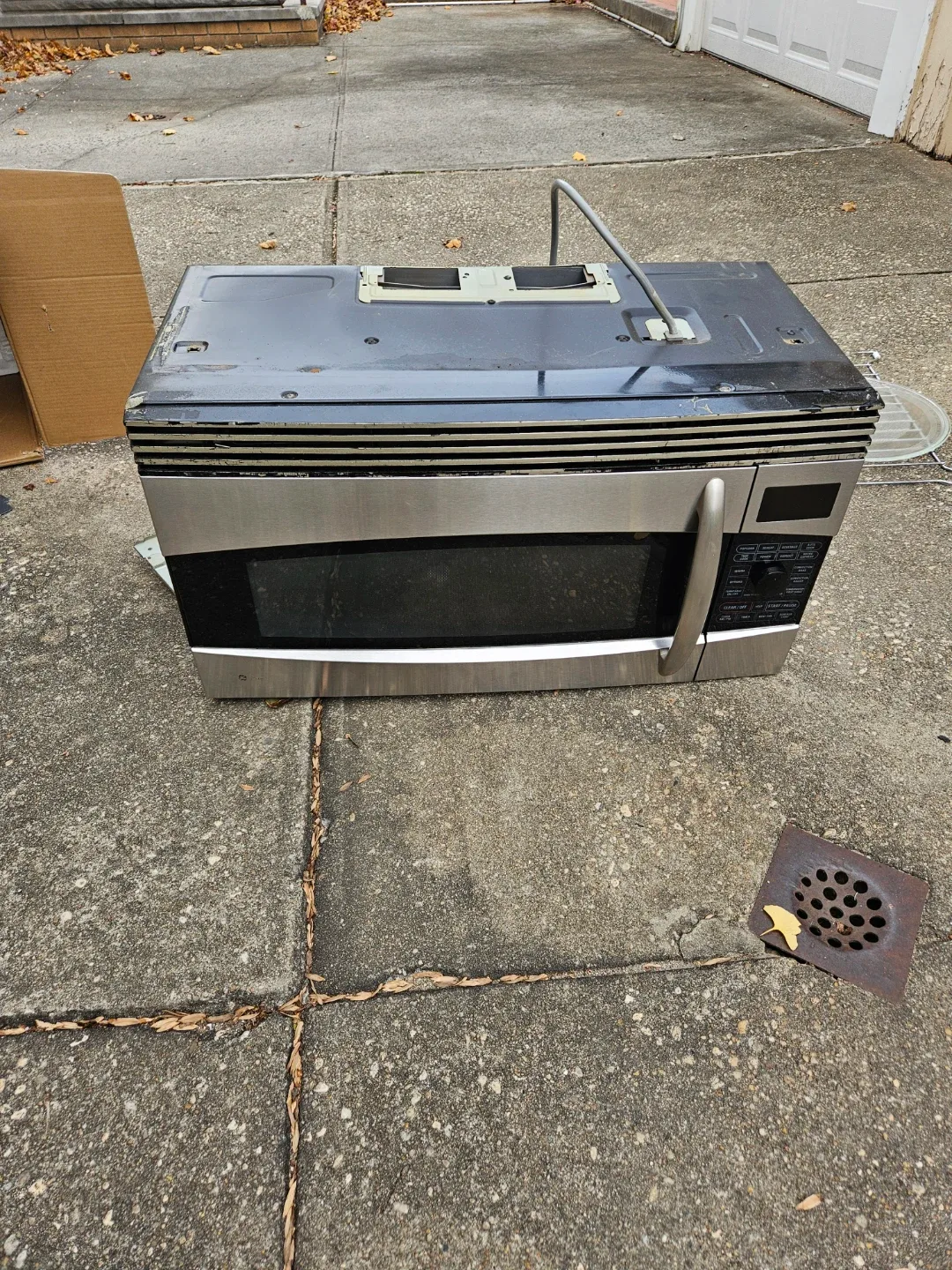 GE PROFILE OVER THE RANGE MICROWAVE thumbnail