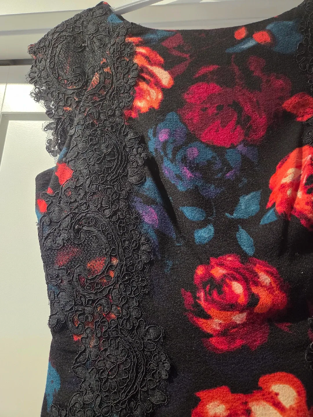 Maggy London Floral Dress - Size 4 image indicator(3)