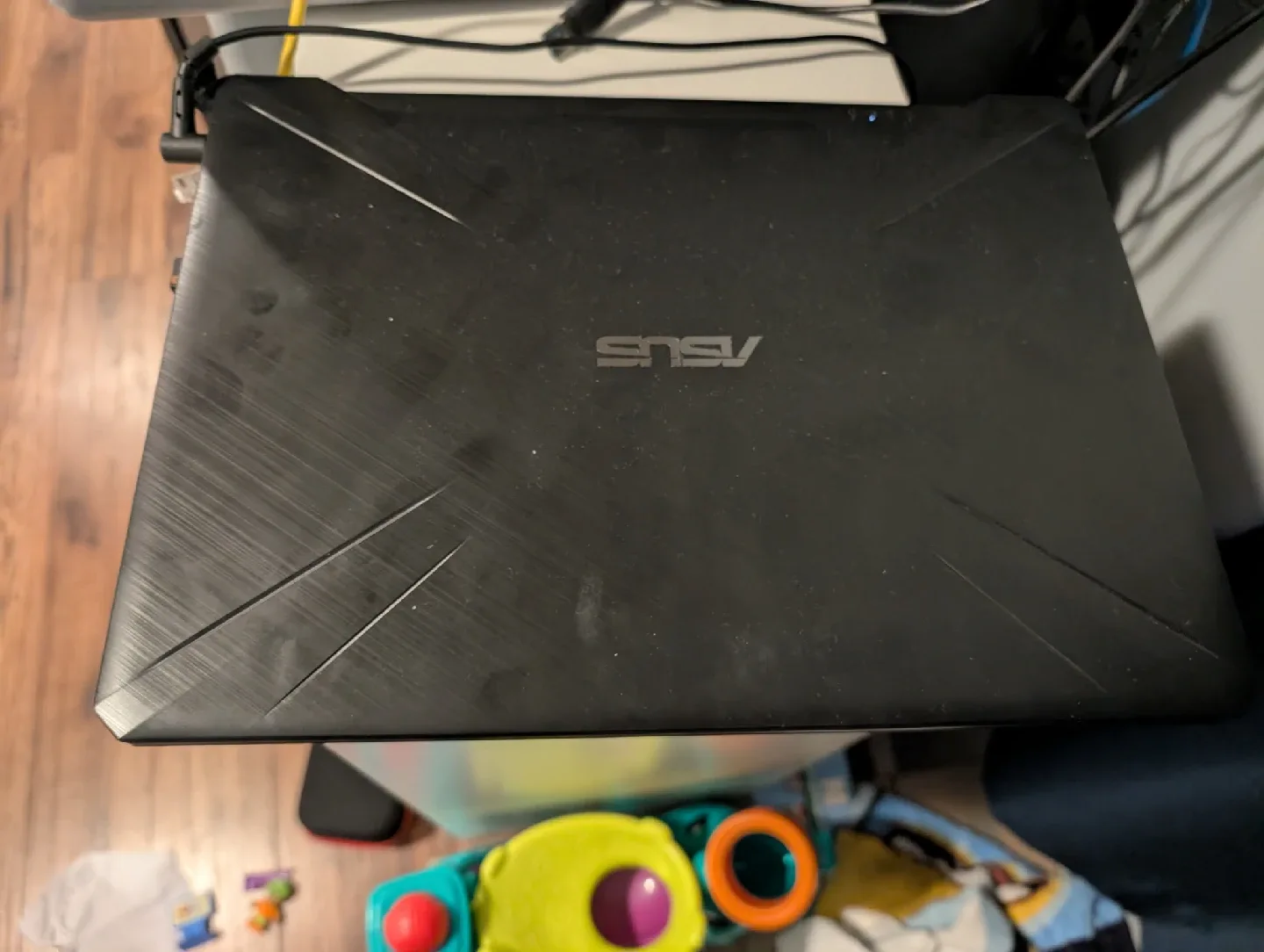 ASUS Laptop FX505GT image indicator(2)