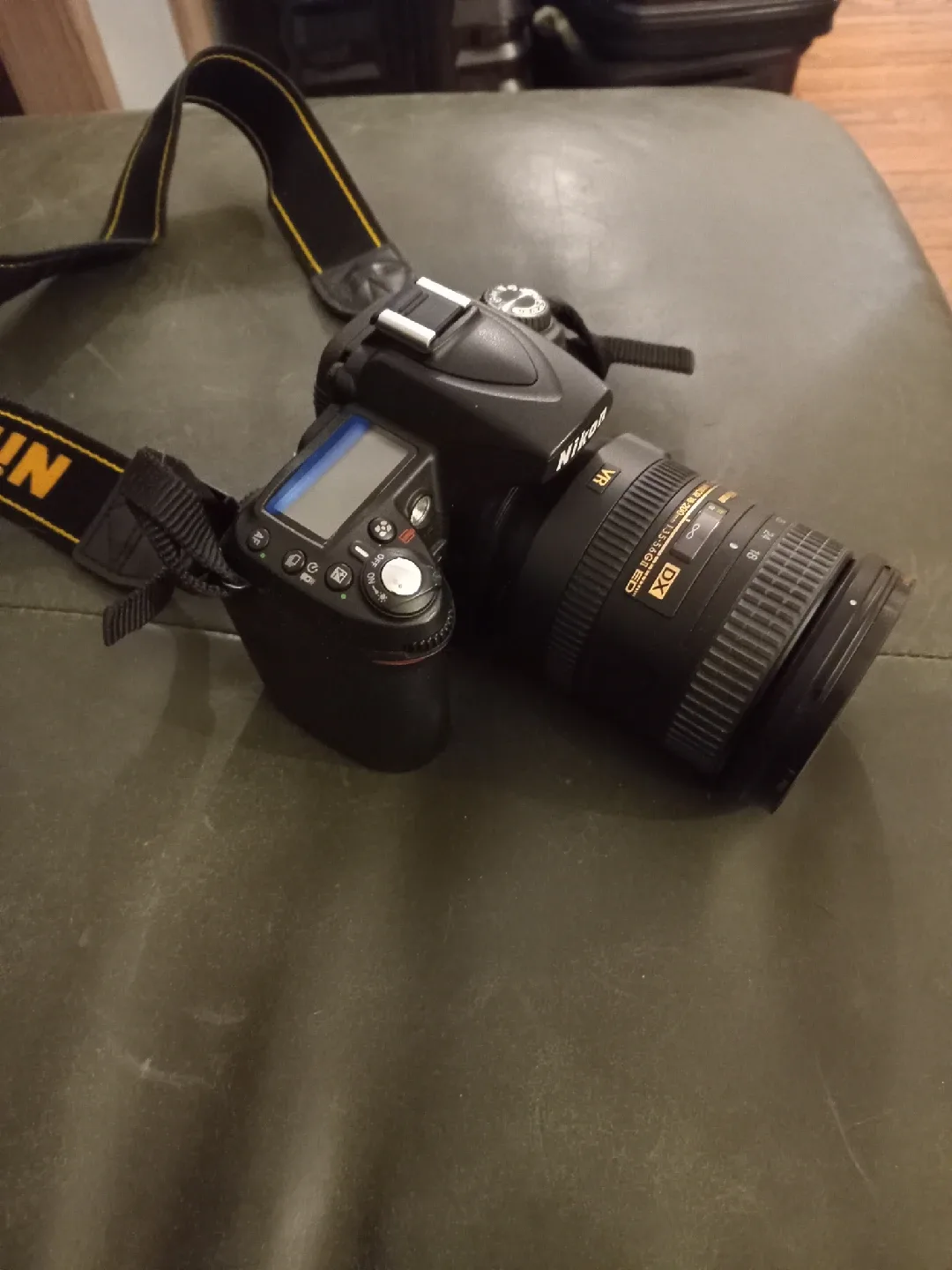 Nikon D90 Digital Camera with Lens image indicator(3)