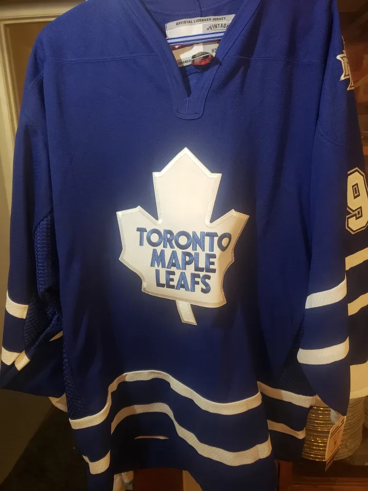 CCM Toronto Maple Leafs Doug Gilmour #93 Jersey - XL
