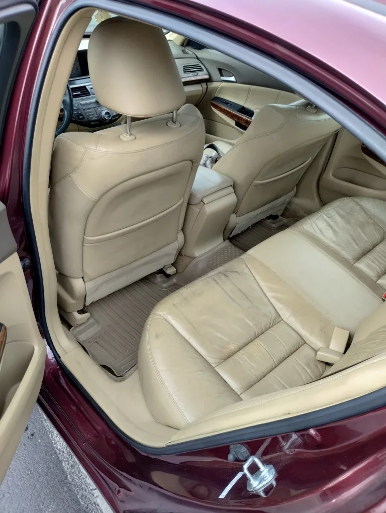 Honda Accord Sedan image indicator(6)