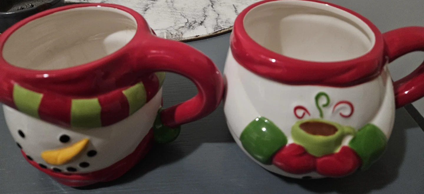 Festive holiday mugs - photo 4