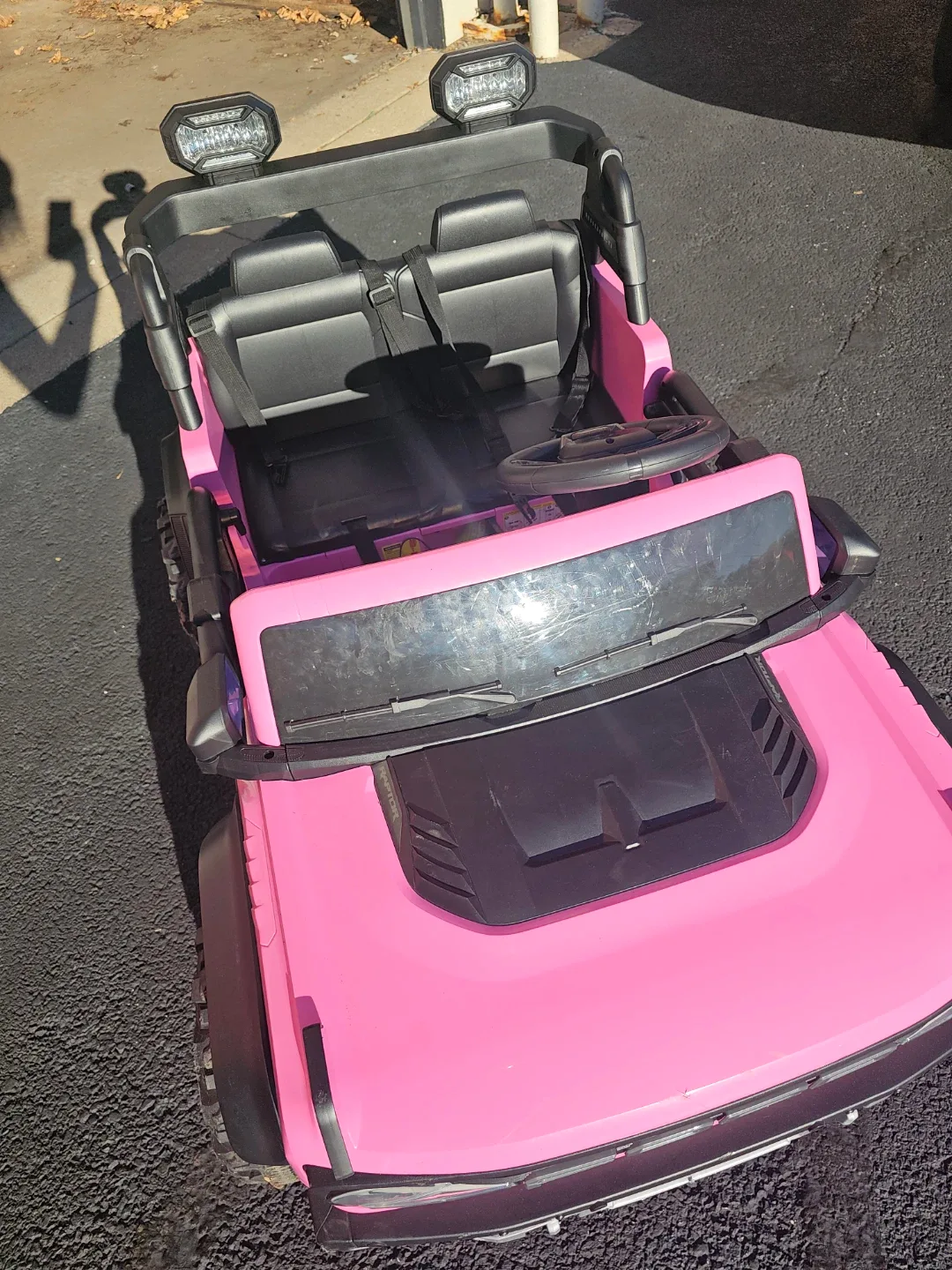 Pink Ford Bronco Kids Ride On Truck image indicator(8)